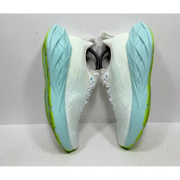 Asics Novablast 4 Shoes White Blue Womens Size 10 Running Sneakers Road 1012B510 - Picture 5 of 8